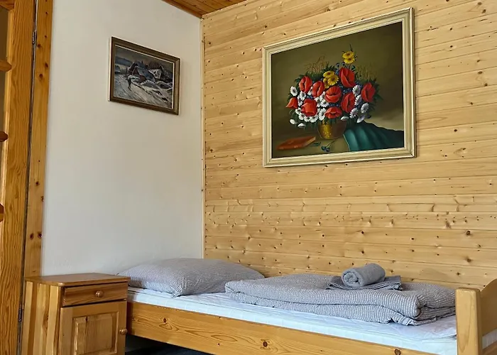 Nyaraló Drevenica U Porubaena Jakabfalu